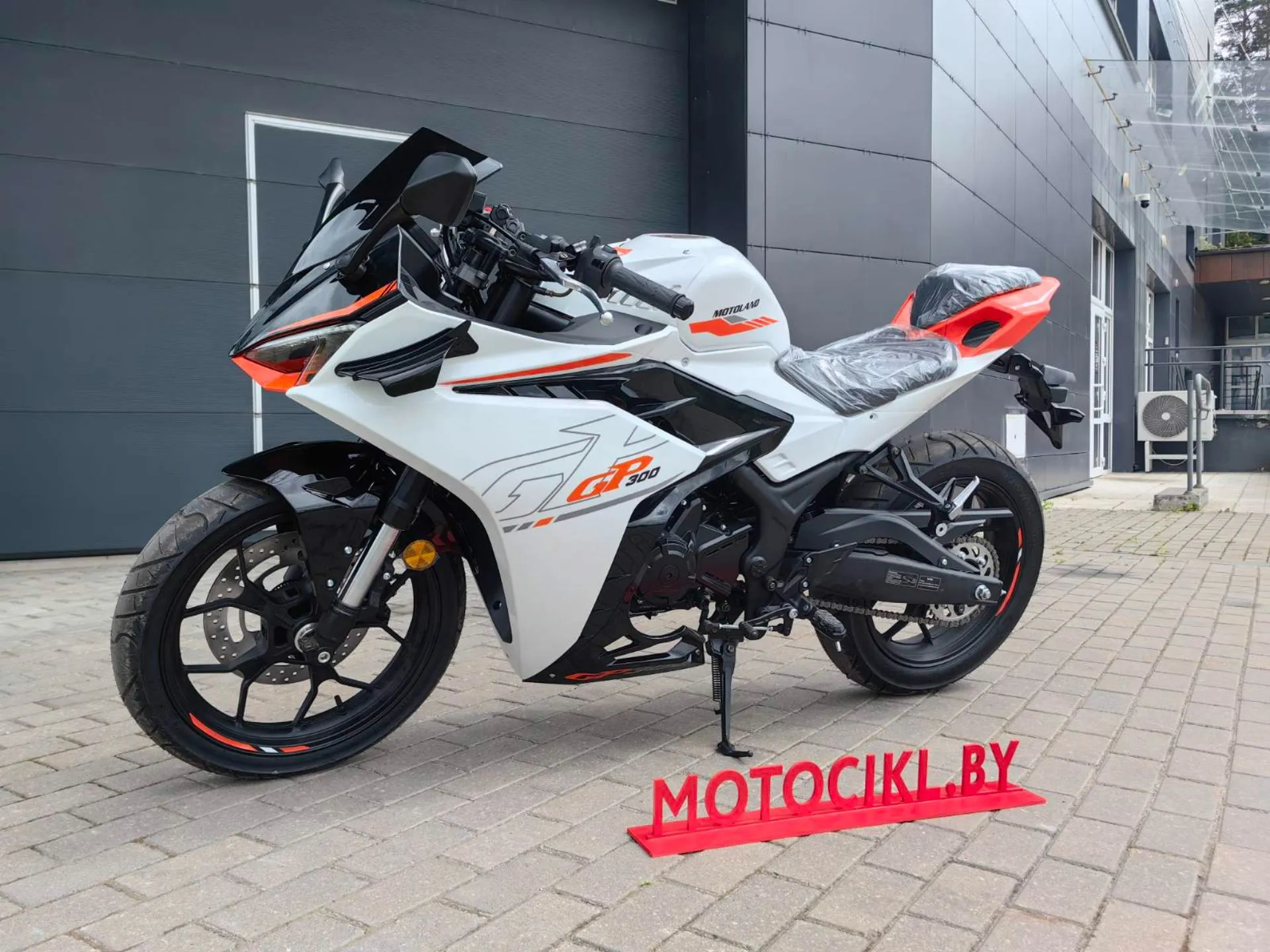 МОТОЦИКЛ Motoland GP 300