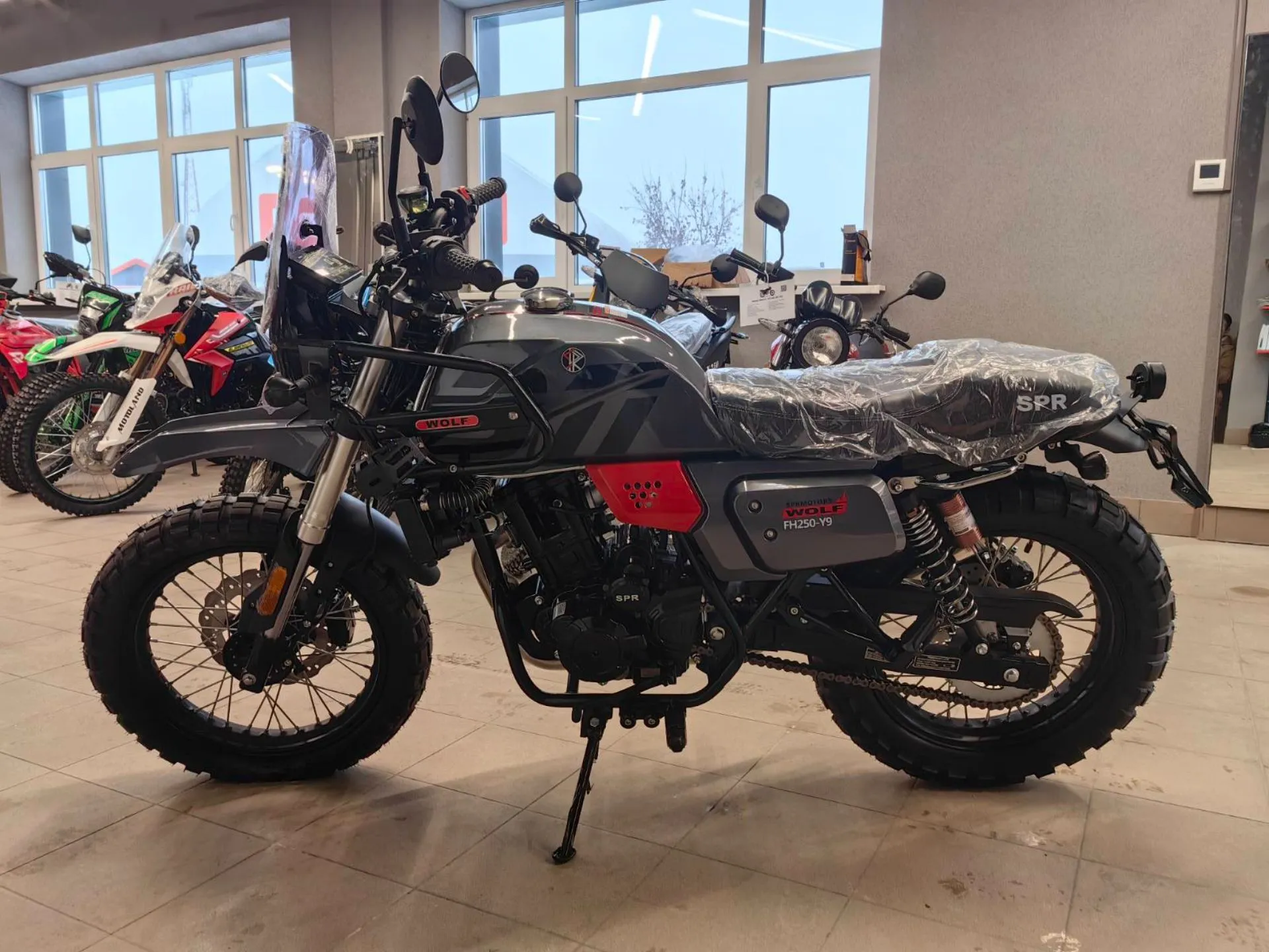 МОТОЦИКЛ SPRMOTORS Wolf 300 WC