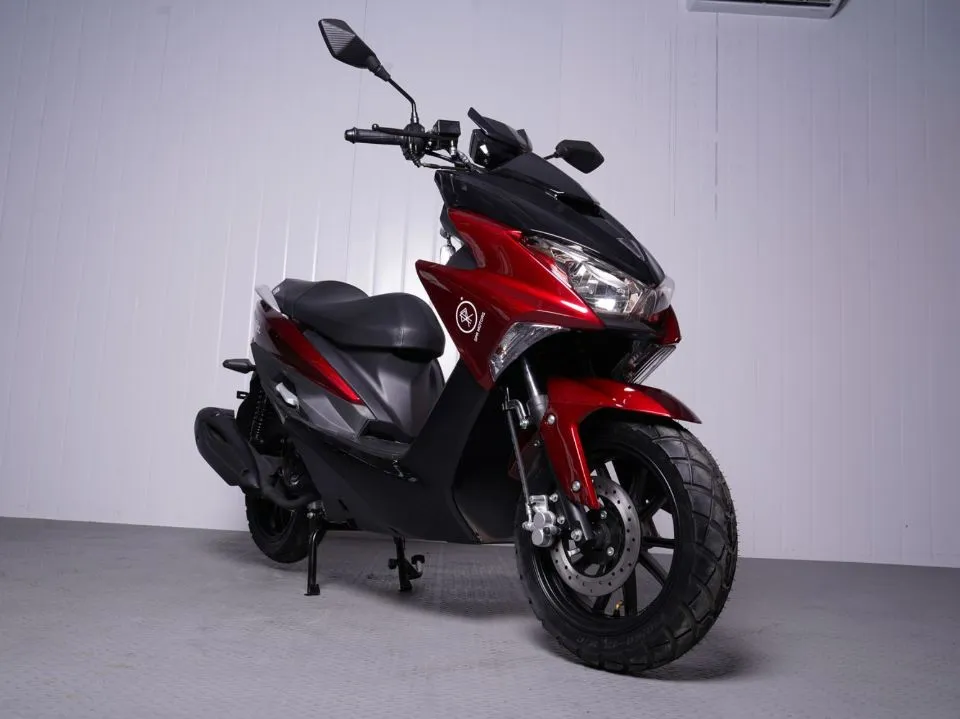 СКУТЕР SPRMOTORS FORCE 150CC (49СС)